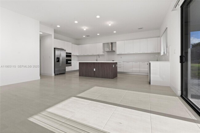 Building Photo - 2391 SW 123rd Ter