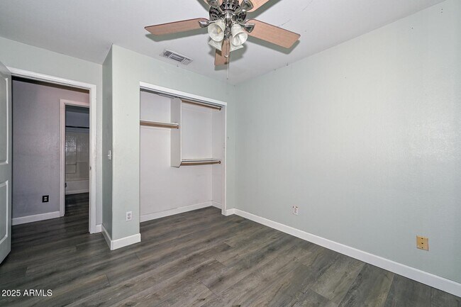 Building Photo - 18203 N 85th Dr