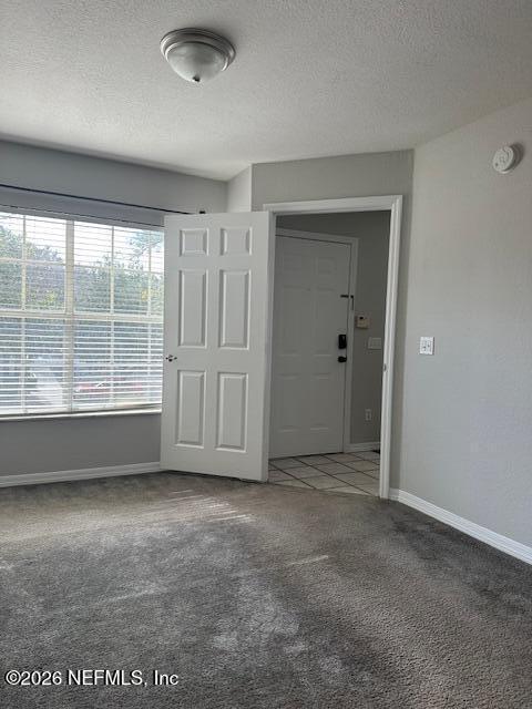 Building Photo - 13700 Richmond Park Dr N