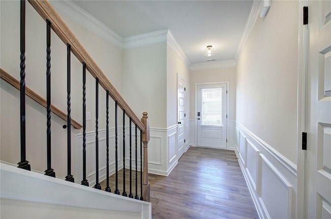 Building Photo - 401 Perth Dr