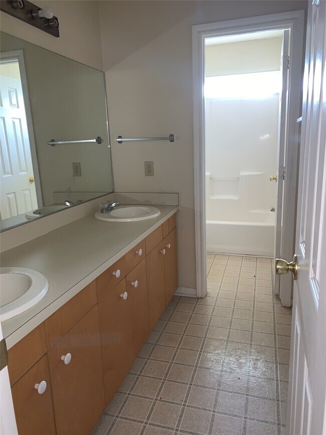 Building Photo - 4310 College Main St