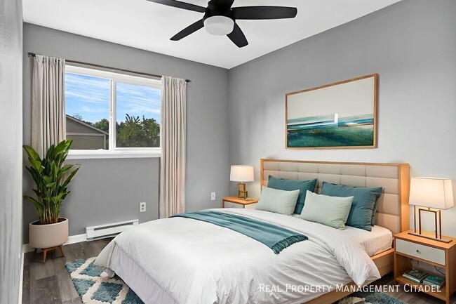 Building Photo - 11104 Grant Way