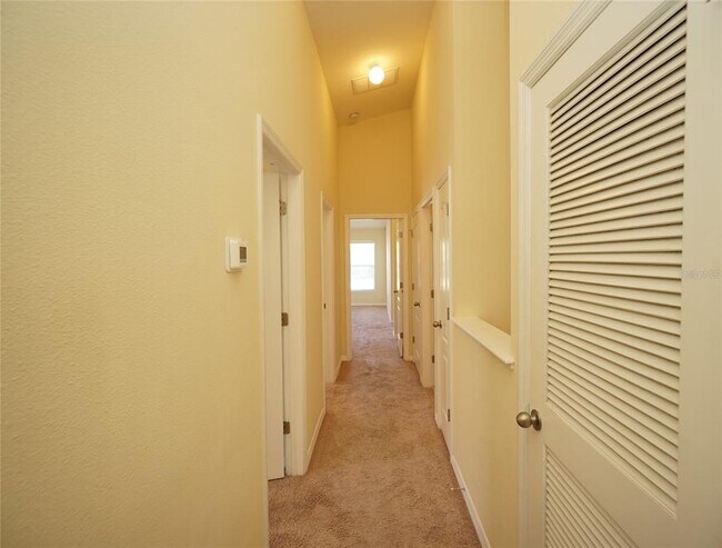 Building Photo - 7001 Interbay Blvd