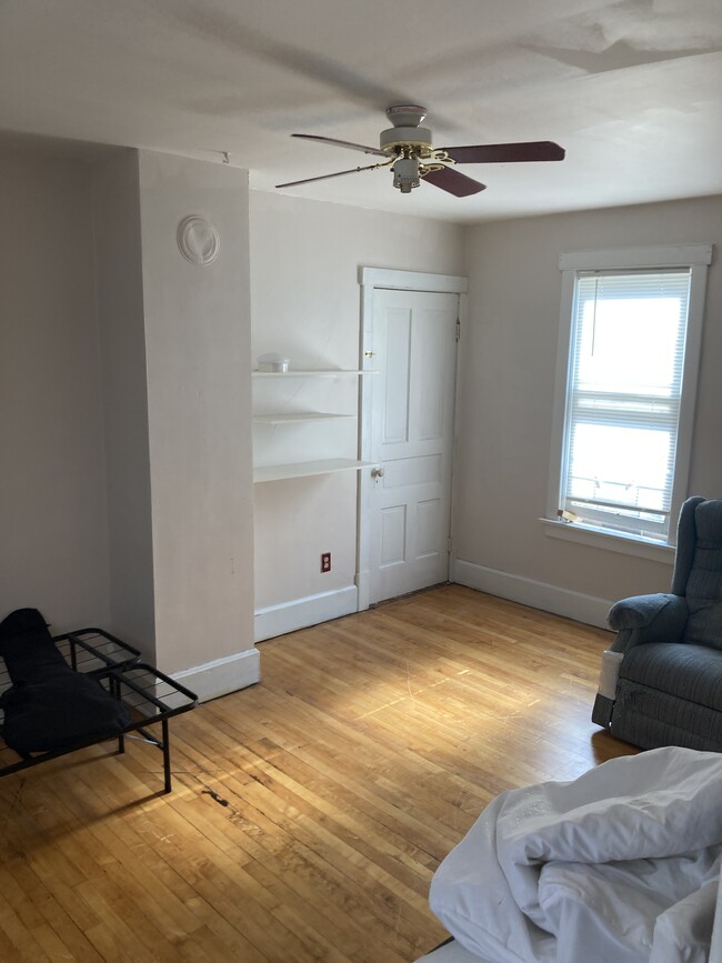 Bedroom 2 - 511 E Empire St