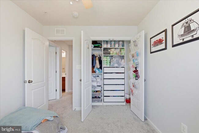 Building Photo - 5457 Spotswood Pl