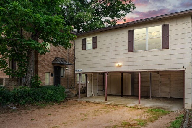 Building Photo - 4407 Stanford St