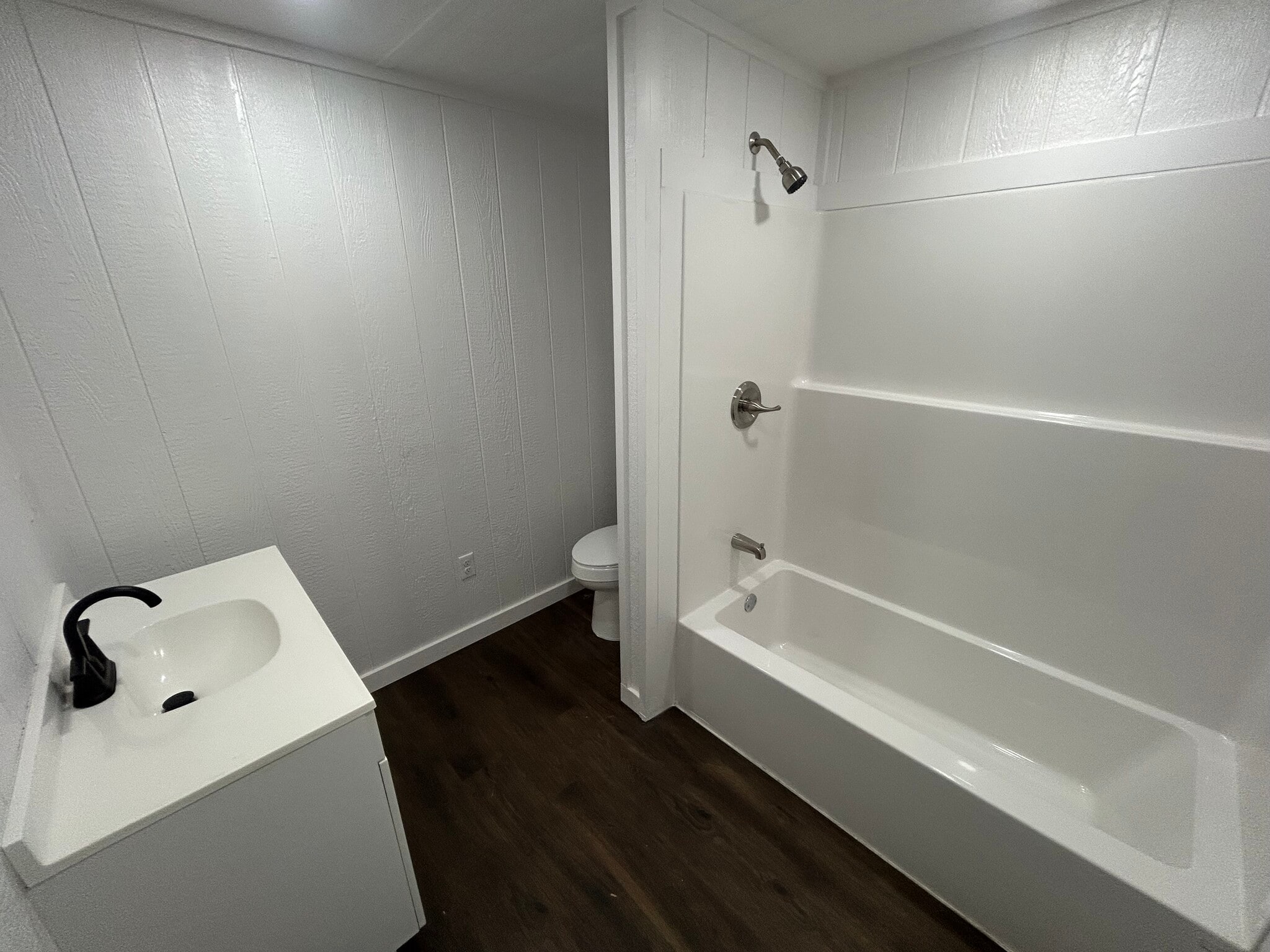 Building Photo - 502 N Palm St