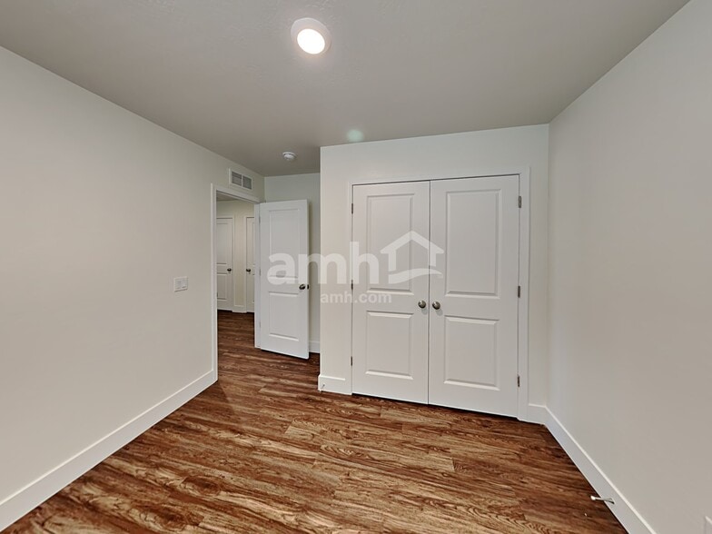 Building Photo - 23135 E Camacho Rd