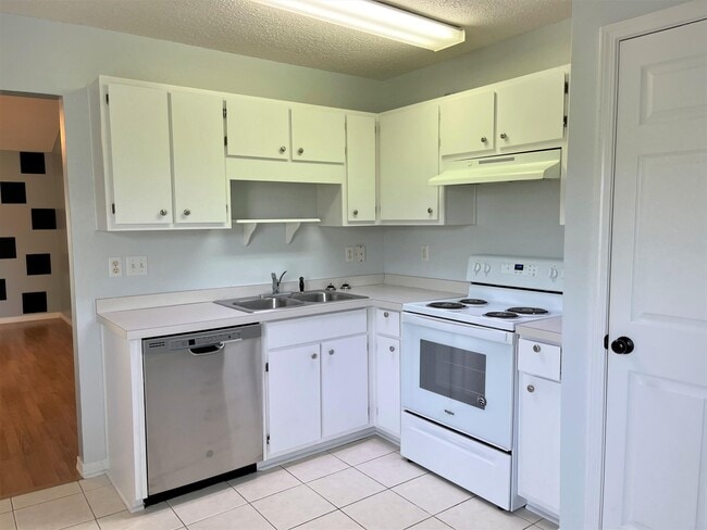 Building Photo - 4724 Connor Dr