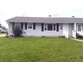 Building Photo - 401 Morris Dr