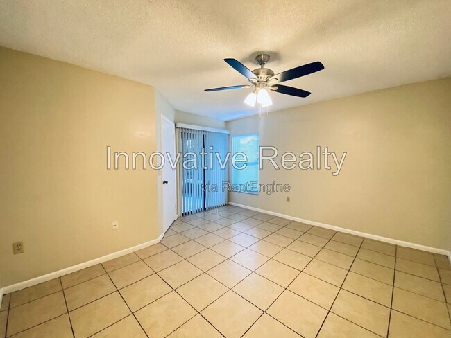 Building Photo - 2906 S Semoran Blvd