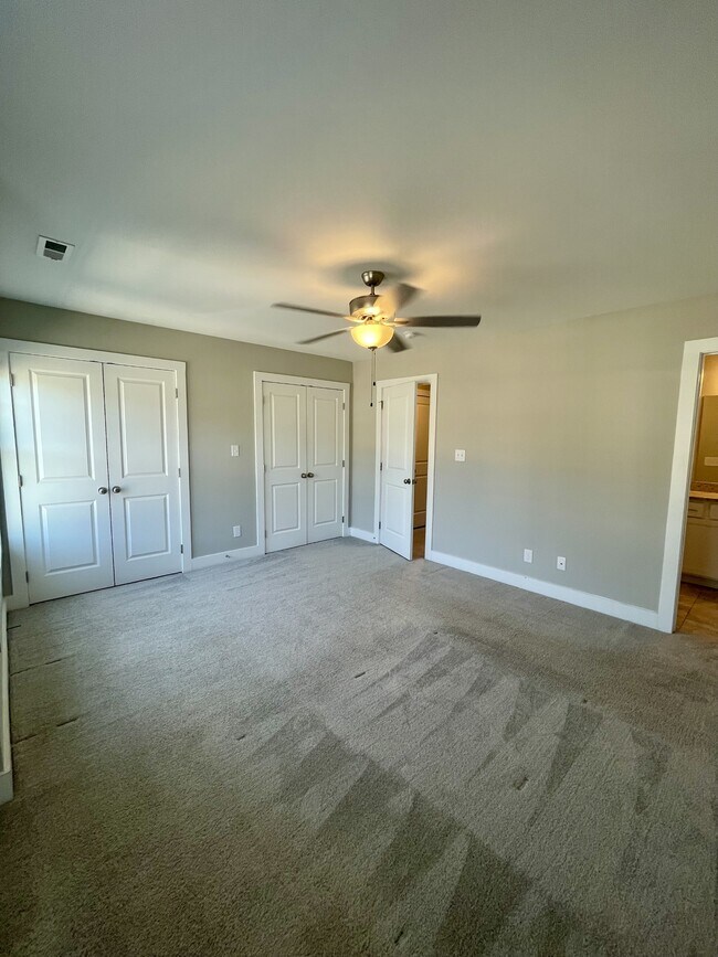 Building Photo - 45 High St