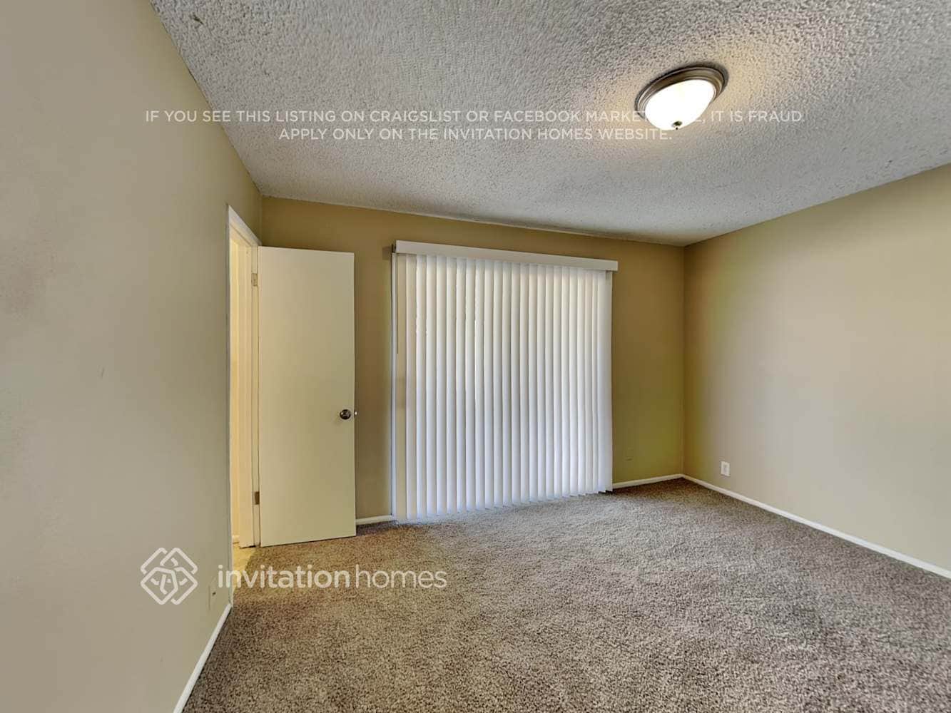 Building Photo - 1319 S Pomeroy