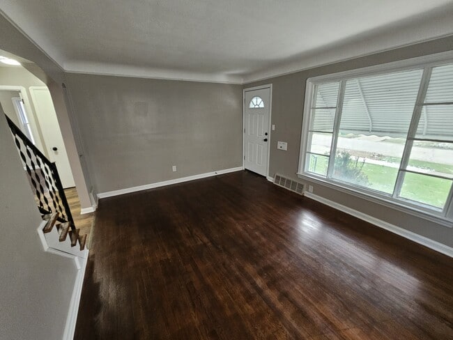 Building Photo - 19807 Gardenview Dr