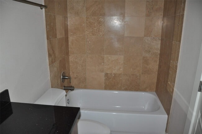 Building Photo - 510 Lovett Blvd