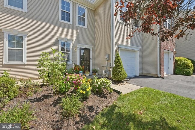 Building Photo - 7 Leeds Ct