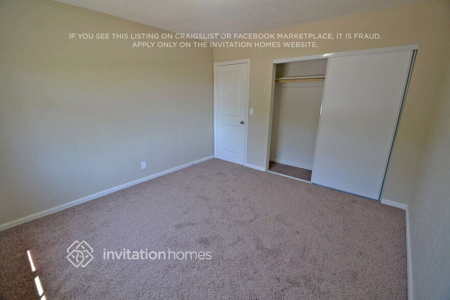 Building Photo - 13946 Terra Bella St