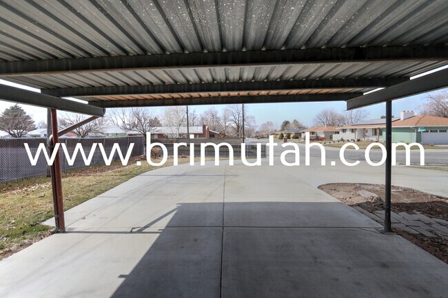 Building Photo - 3799 S 2235 E