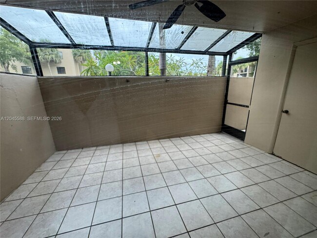 Building Photo - 10865 SW 112th Ave
