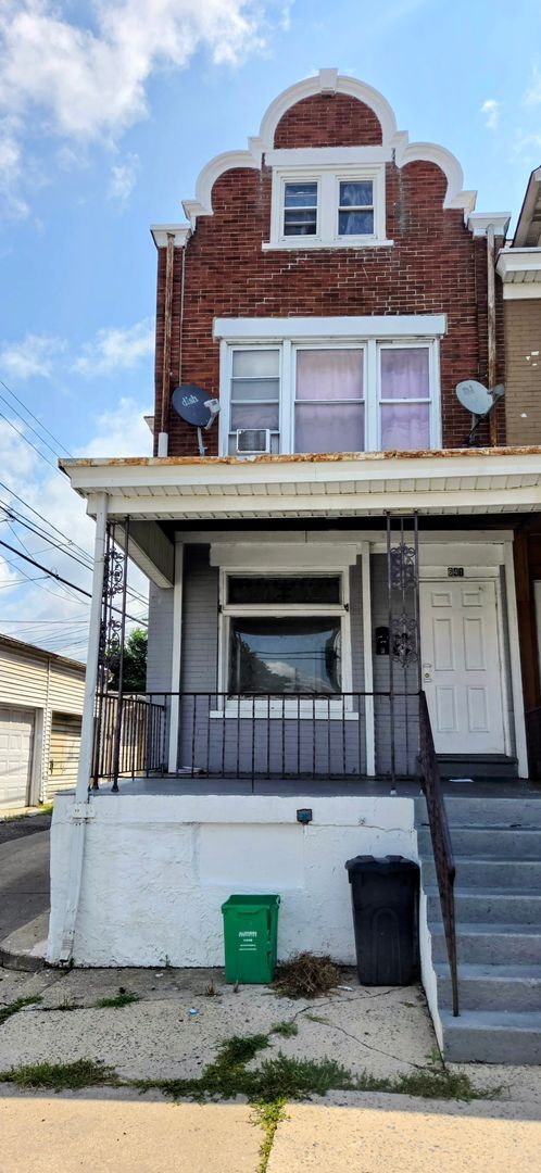 Building Photo - 641 N Howard St