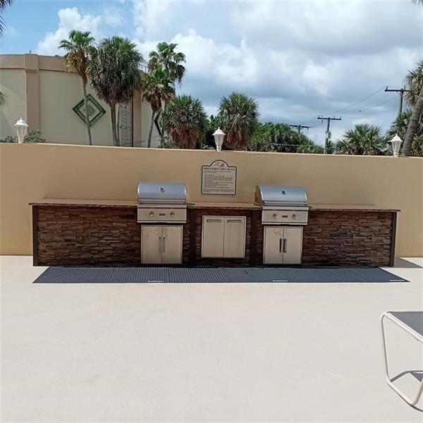 Building Photo - 1200 Hibiscus Ave