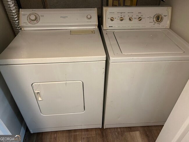 Building Photo - 293 Etheridge Rd