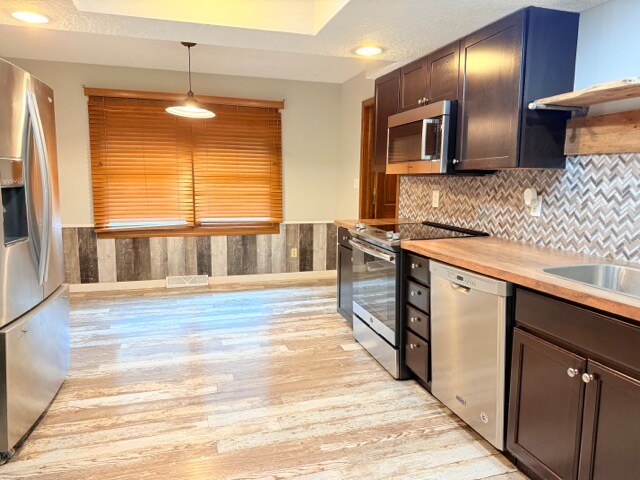 Building Photo - 613 Covered Bridge Rd