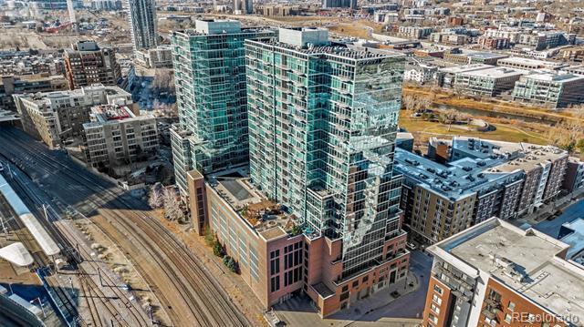 Building Photo - 1700 Bassett St