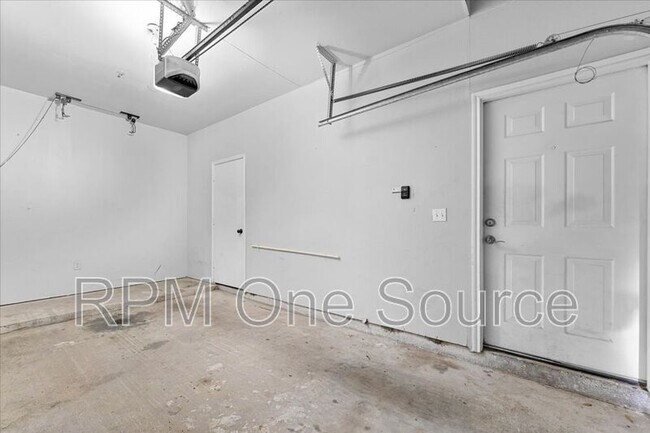 Building Photo - 2601 Preston Rd