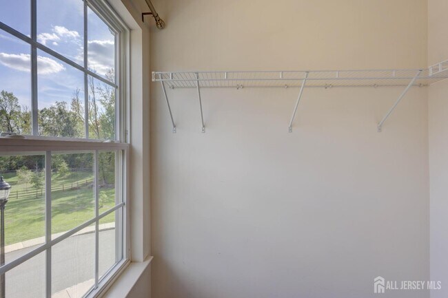 Building Photo - 101 Pearce Ln