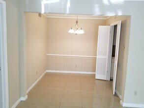 Building Photo - 800 Post Oak Blvd