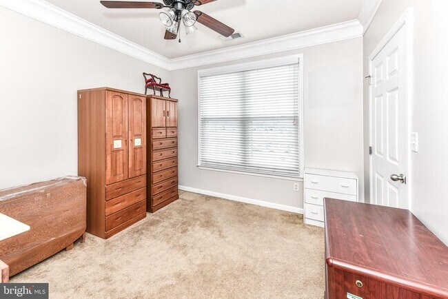 Building Photo - 512 Sunset View Terrace SE