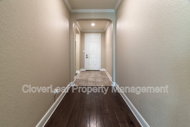 Building Photo - 693 Pond Springs