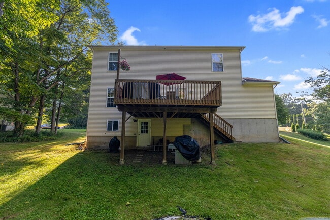 Building Photo - 943 Mt Vernon Rd