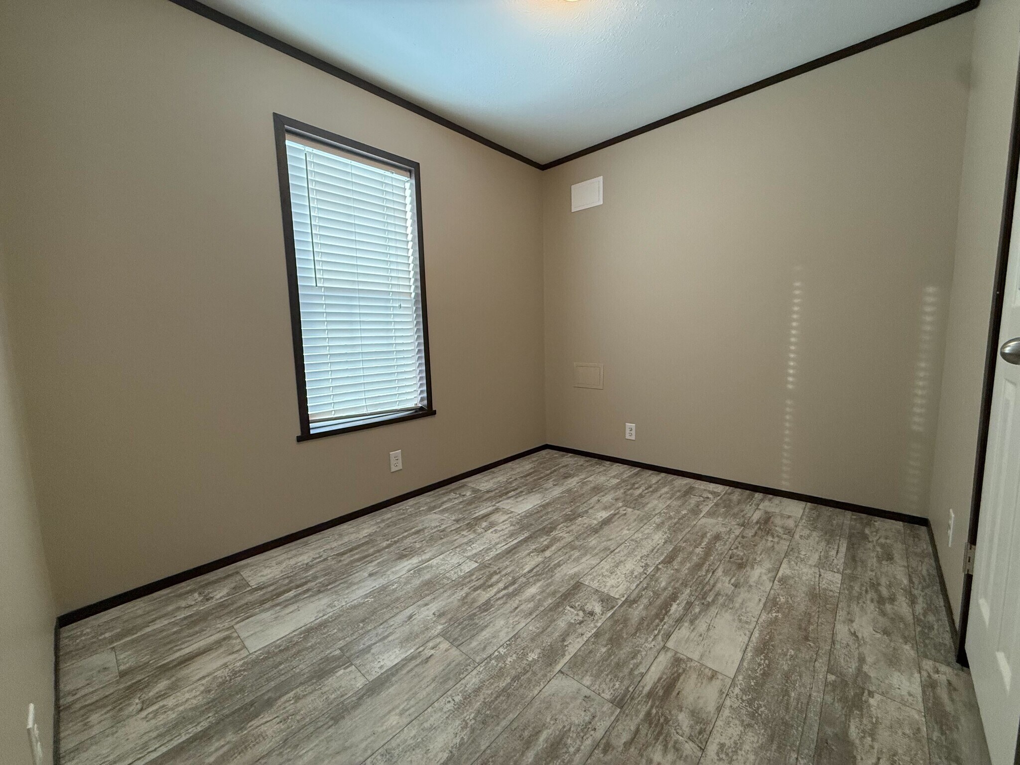 Building Photo - 11747 Cascade Cir