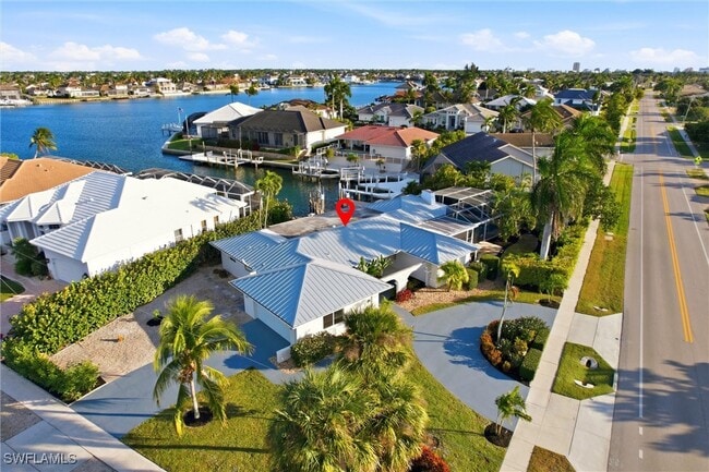 Building Photo - 339 Landmark St