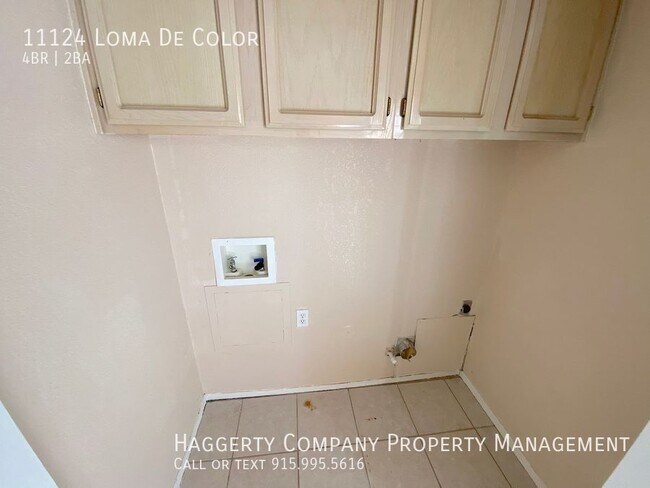 Building Photo - 11124 Loma De Color Dr