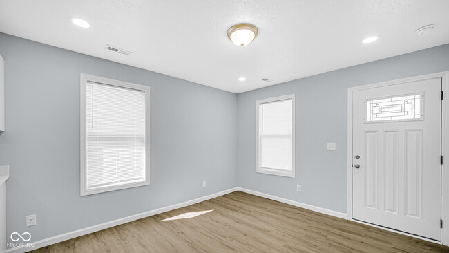 Building Photo - 265 S Dearborn St