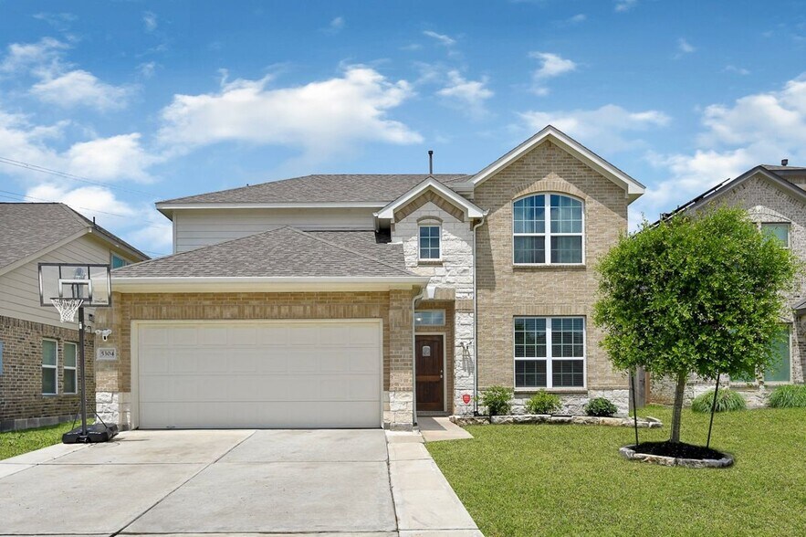 Primary Photo - 5304 Cascade Ct