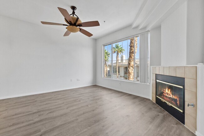 Building Photo - GORGEOUS Condo in Guard Gated Community! C...