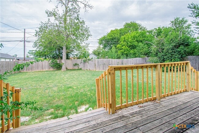 Building Photo - 306 S 25th St