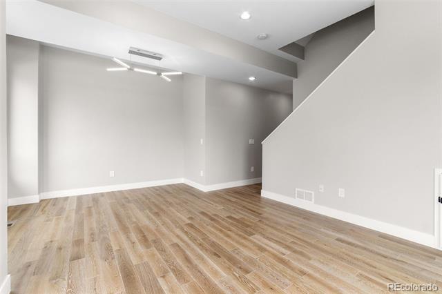 Building Photo - 3832 Jason St