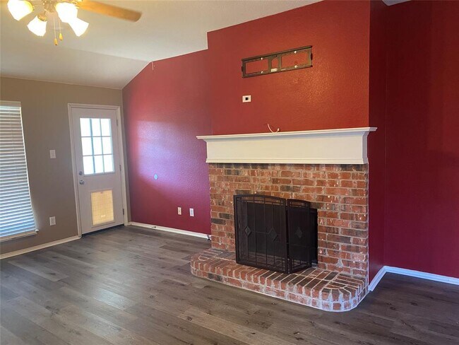 Building Photo - 209 Tripp Trail