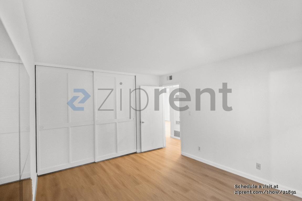 Building Photo - 255 S Rengstorff Ave