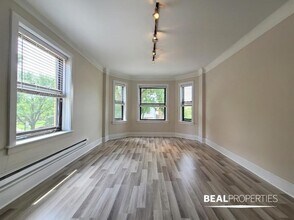 Building Photo - 2 bedroom in CHICAGO IL 60647