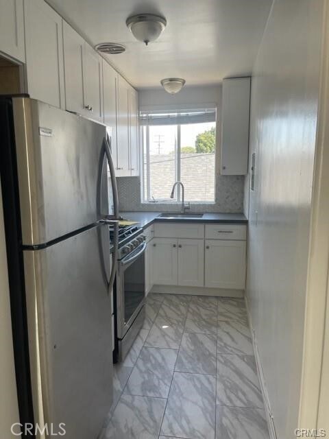 Building Photo - 1809 E 4th St