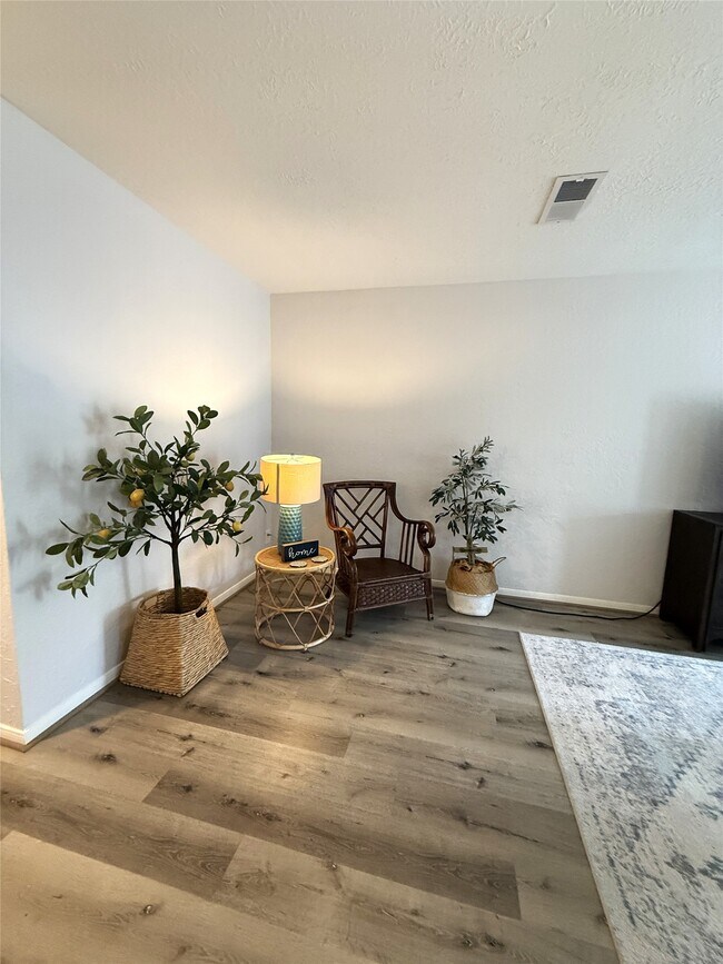 Building Photo - 14331 Still Meadow Dr