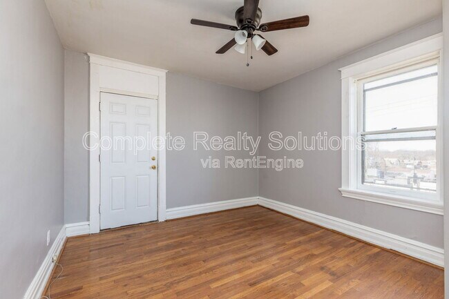 Building Photo - 5352 Neosho St