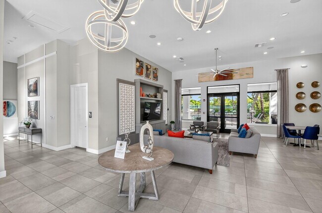 Building Photo - 7303 Estero Dr