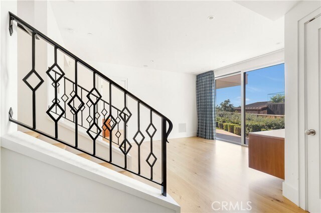 Building Photo - 420 Emerald Bay